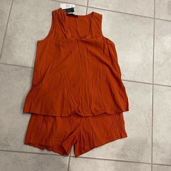 Two Piece Shorts Set - White or Sunset - Picture 3 of 3